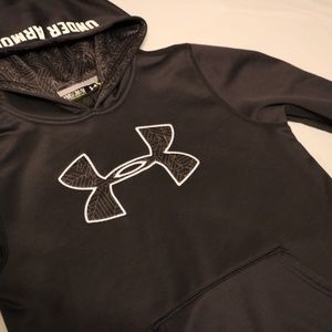 Under Armour Shirts & Tops - Under Armour Boys med Black Hoodie Sweater Under Armour Shirts & Tops - Under Armour Boys med Black Hoodie Sweater